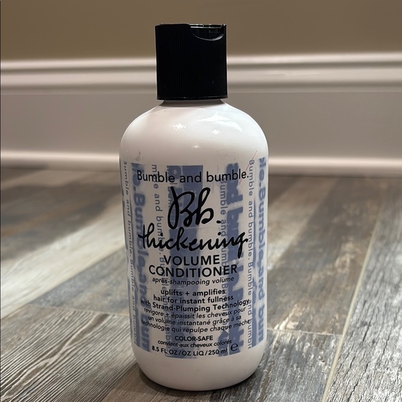 Bumble and bumble Thickening Hair Care Set. Shampoo/Conditioner/ Spray - Picture 4 of 4